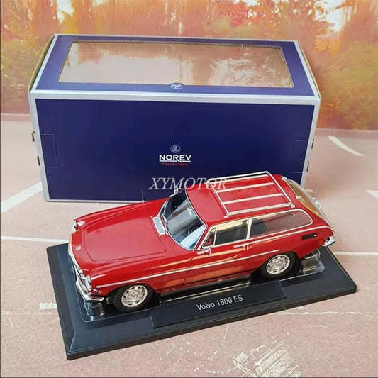 Scale 1:18 Volvo 1800 ES 1972 US Version - Retro Shop NL